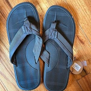 NWT Rockin Sandals